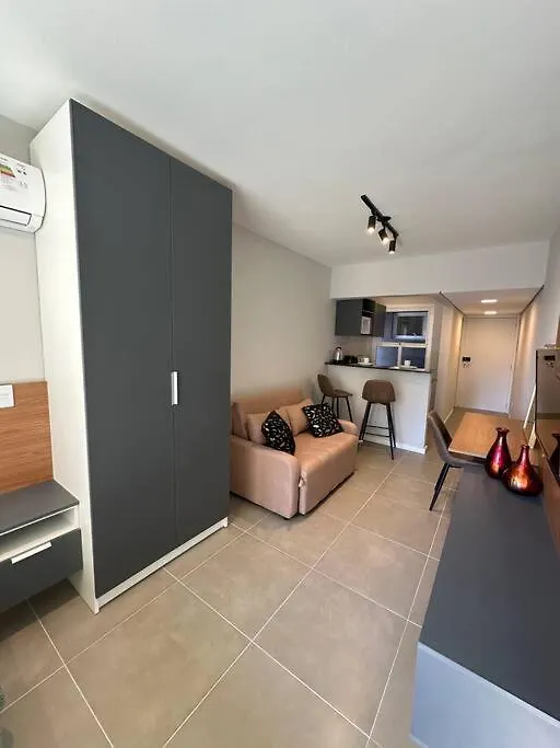 Studio Novo Todo Mobiliado Centro Da Capital Ao Lado Do Hospital Santa Casa 포르투알레그리 아파트